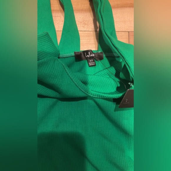 LULU’S WEEKEND OUTING GREEN RIBBED CROSS-FRONT BODYSUIT - Picture 5 of 6
